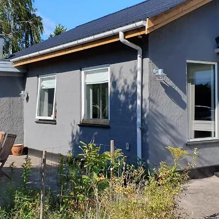 Cozy Summer House In 別荘